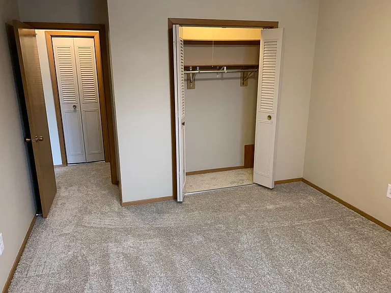 Indian Village Apartments — Photo 9