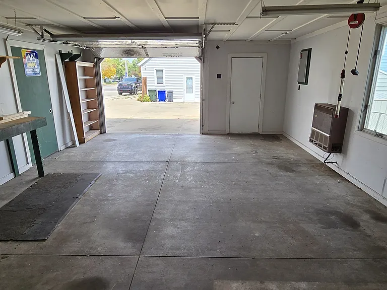 One car insulated garage