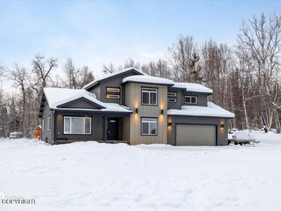 660 N Yeti St, Palmer, AK, 99645