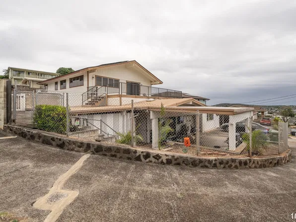 99-404 Paihi St, Aiea, HI 96701