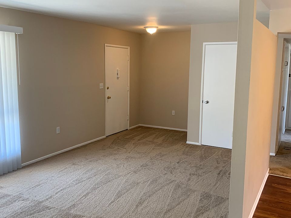 2nd image of 27365 El Rancho Dr