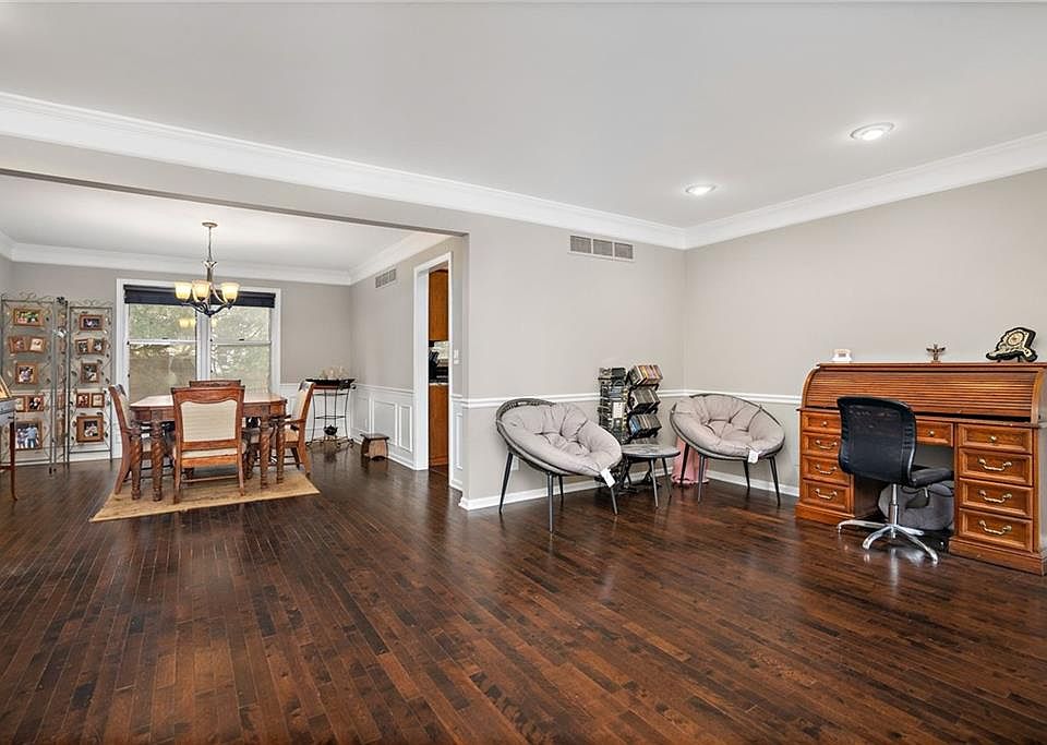 16206 W Chalet Dr, Olathe, KS 66062 Zillow