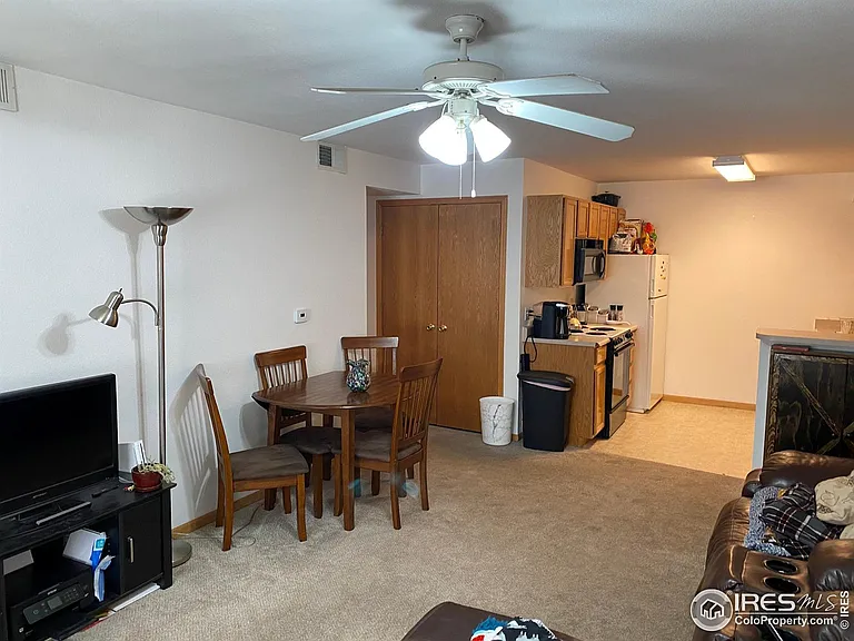1221 University Ave #B102 — Photo 5
