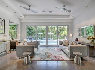 717 NE 1st Ct, Delray Beach, FL 33483