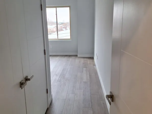 2235 N 10th St #B, Philadelphia, PA 19133