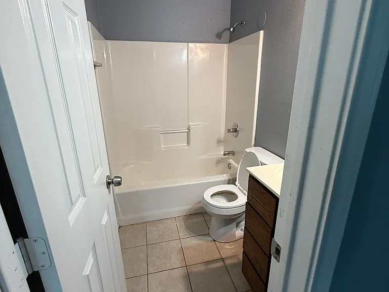 311 E Pine St #15 — Photo 37