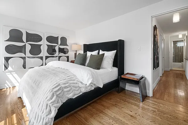 Rented by Corcoran | media 21