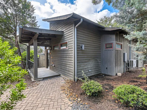 2113 Barbaro Way #14, Spicewood, TX 78669