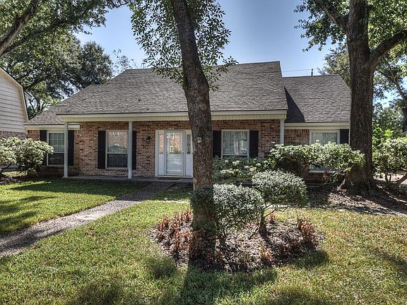 2nd image of 1515 Ash Meadow Dr