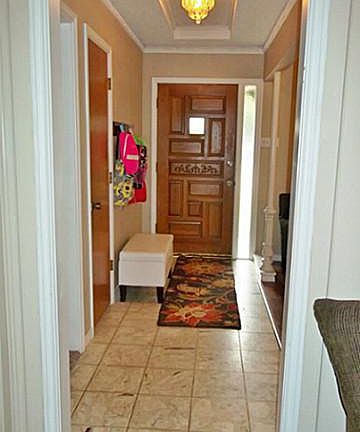 2nd image of 404 E Scotland Dr