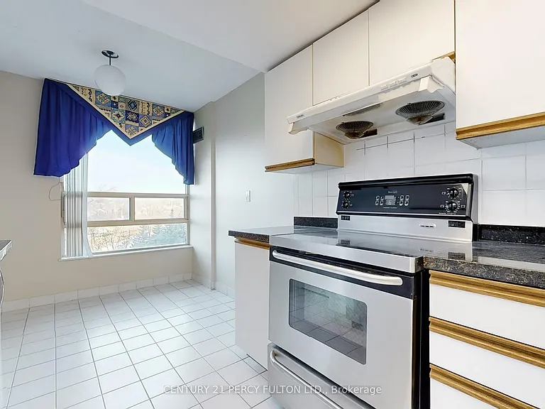 7805 Bayview Ave #625 — Photo 13