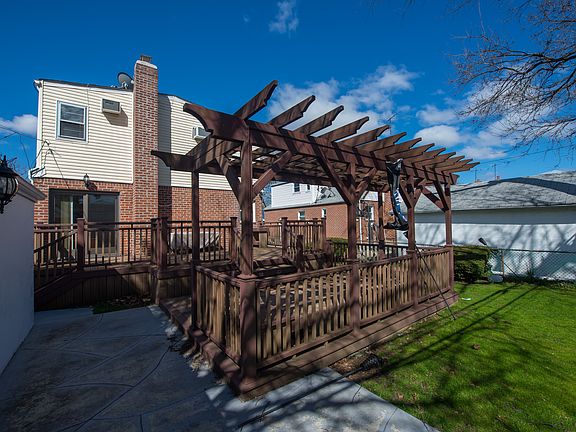 3rd image of 8337 251st St
