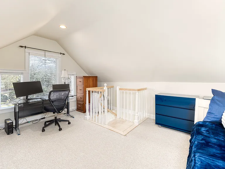 6 Little Ct — Photo 32