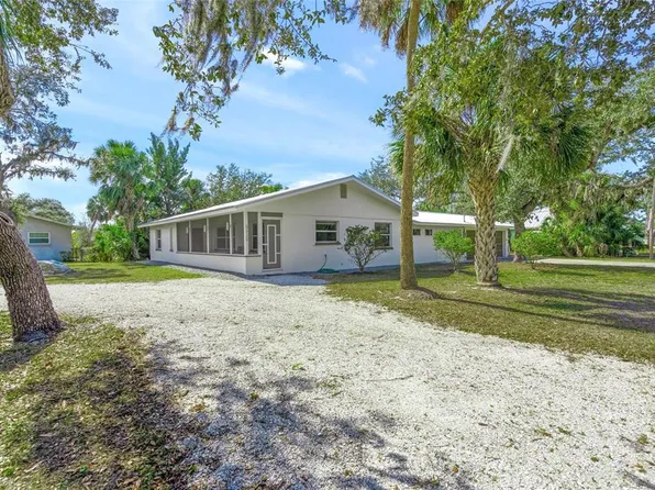 6520 Quonset Rd, Bradenton, FL 34203