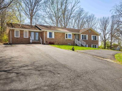 16998 E Summit Ave, Elkton, VA, 22827