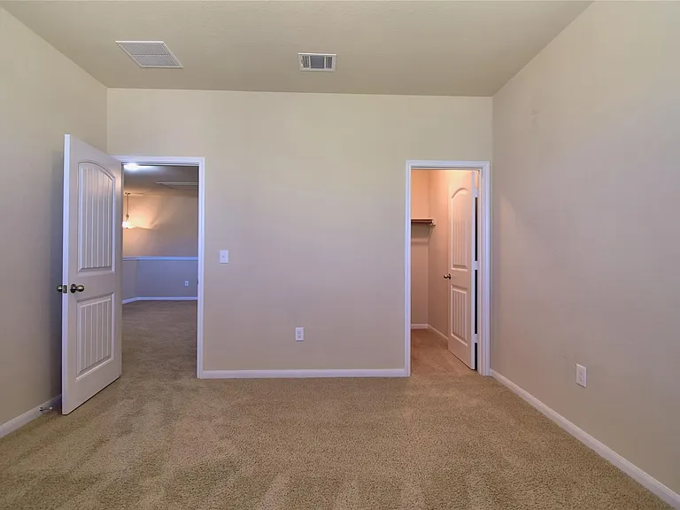 2880 Donnell Dr #1701 — Photo 17