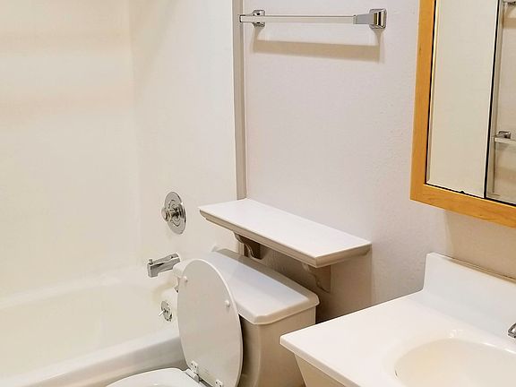 4th image of 163 Etruria St APT 301
