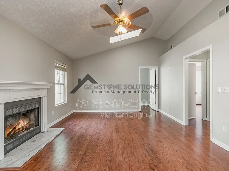 108 Meridian Ct — Photo 6