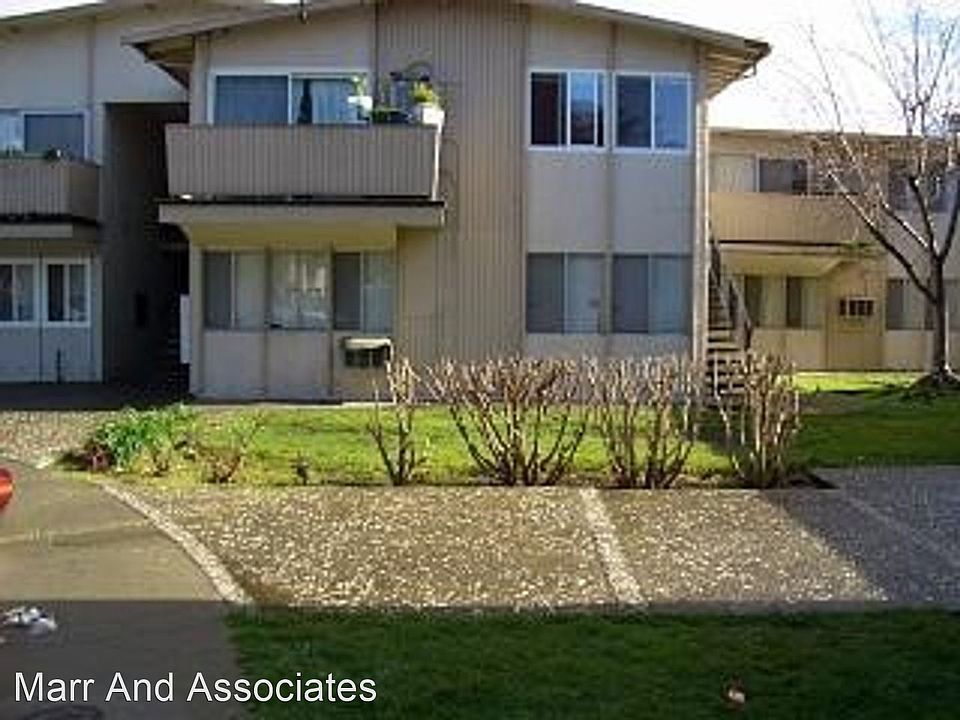 2nd image of 1500 Lacey Ct APT 3