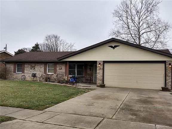 2nd image of 13 Marty Ln