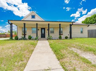 8306 Chesham Dr, Rowlett, TX 75088