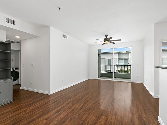 3rd image of 1801 E Katella Ave APT 4076