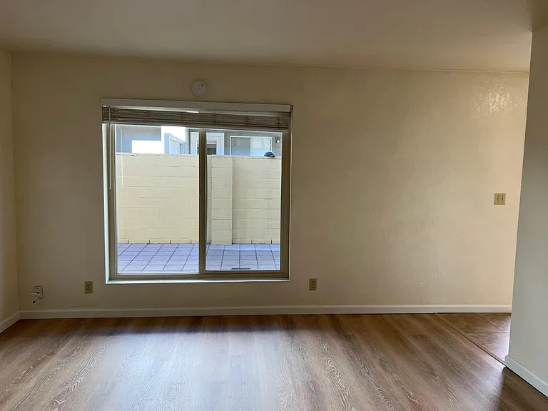 1141 E Foothill Blvd #5 — Photo 4