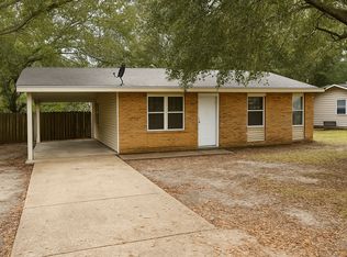 2307 Fernwood St, Pascagoula, MS 39567