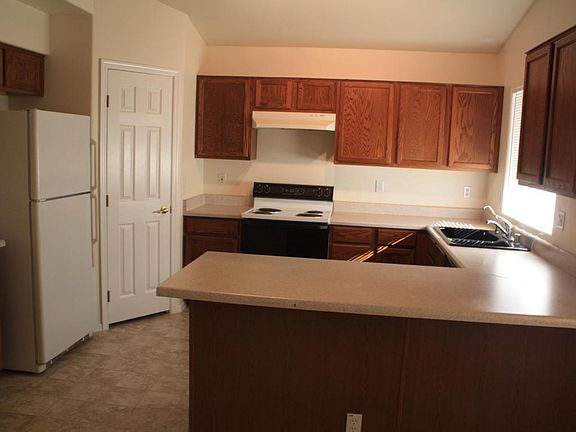2nd image of 6715 W Northview Ave