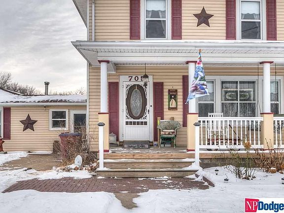 3rd image of 705 Prospect Ave