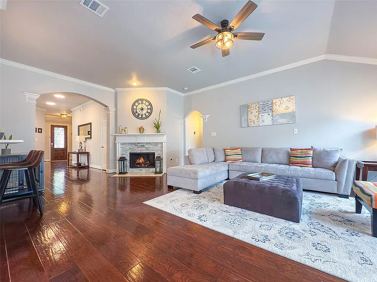 2516 Spring Landing Dr — Photo 7