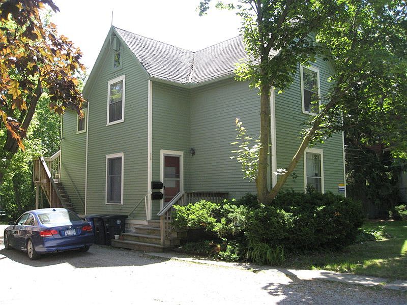 825-Main-Front1