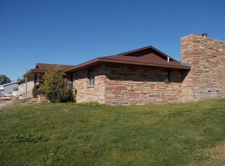 39087 Prairie Rd, Curtis, NE 69025