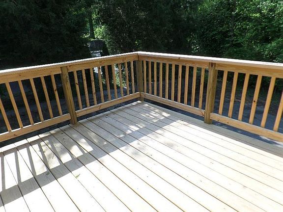3rd image of 4227 Delridge Dr
