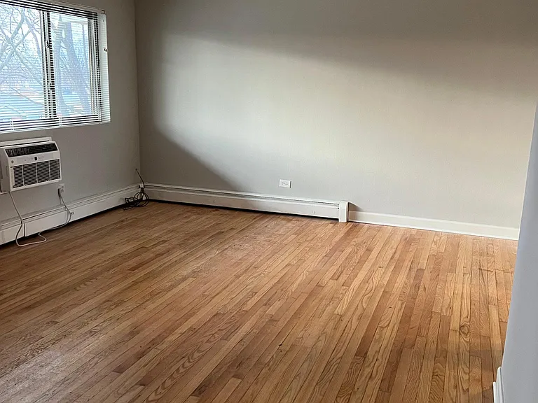 Park Lane Apartments — Photo 24