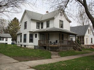 1093 S 3rd Ave, Kankakee, IL 60901