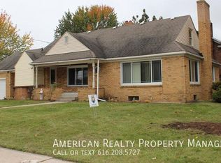 1000 Lake Michigan Dr NW, Grand Rapids, MI 49504
