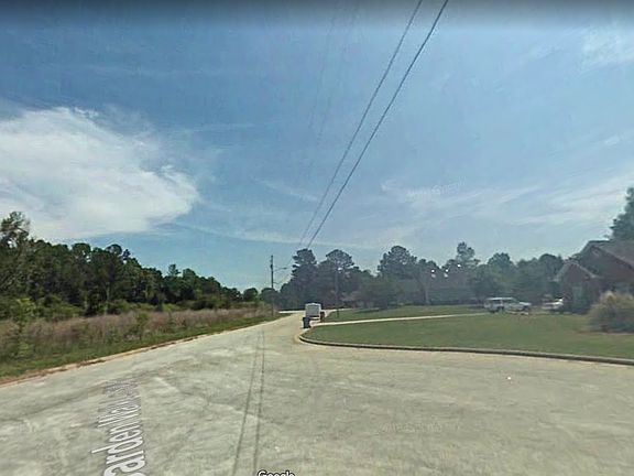 3rd image of 3450 Garden Walk Ln