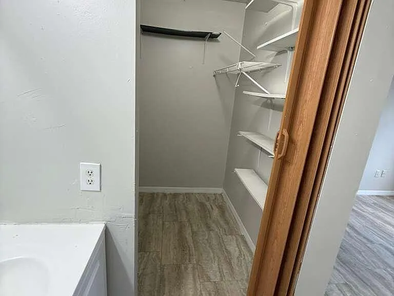 3610 N 56th Ave #205 — Photo 3