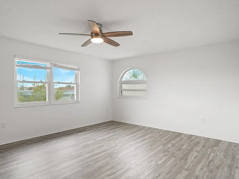 7845 Boca Ciega Dr — Photo 20