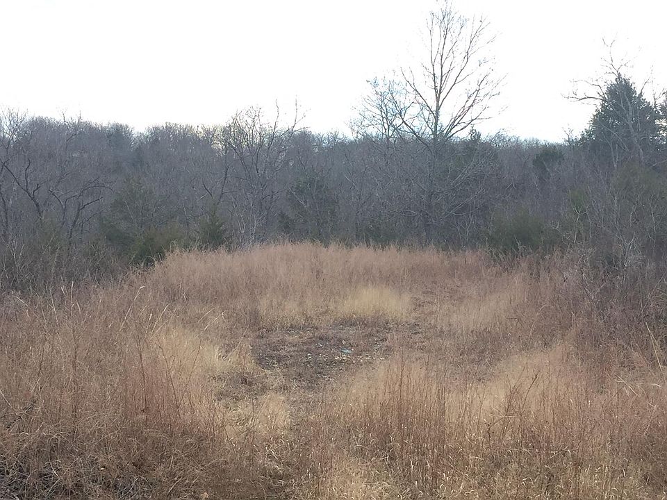 2nd image of Diamond Blvd