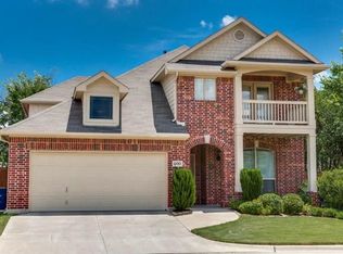 600 Crestridge Cir, Euless, TX 76040