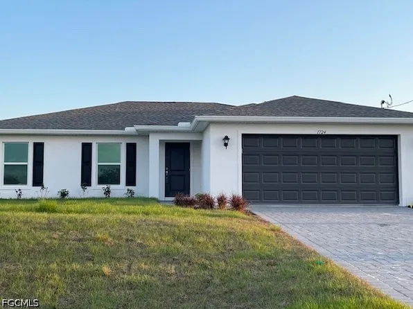 1724 NW 13th Ter, Cape Coral, FL 33993