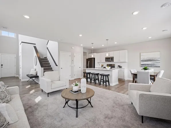 10888 Territorial Trl, Osseo, MN 55369