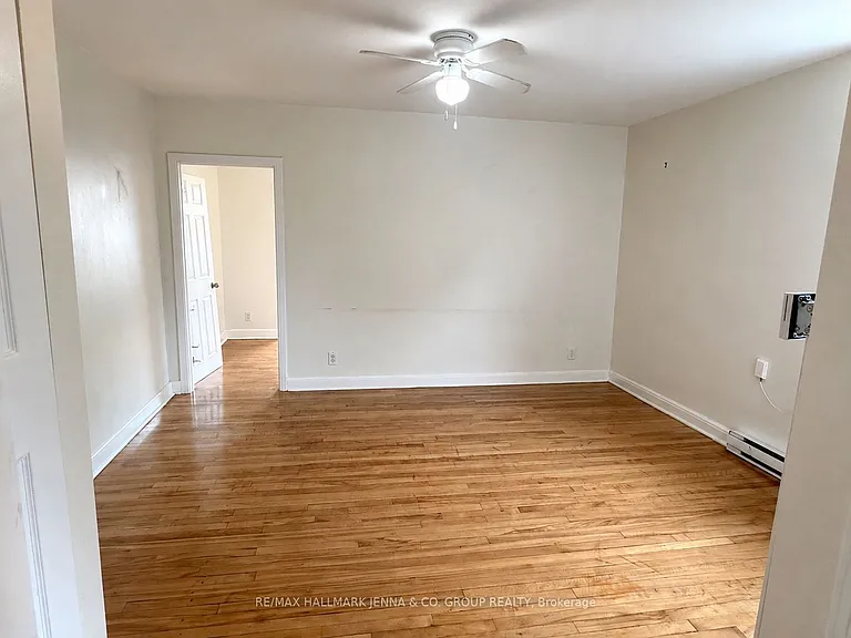 211 Hannah St — Photo 11