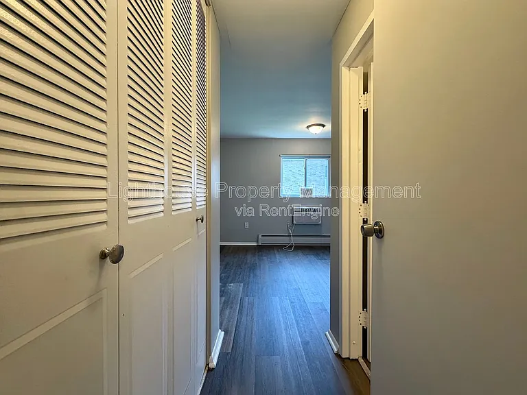 510 Woodridge St NE #21 — Photo 8