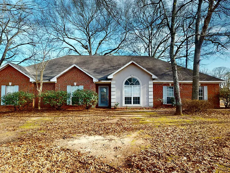 44 Grand Oaks Blvd — Photo 2