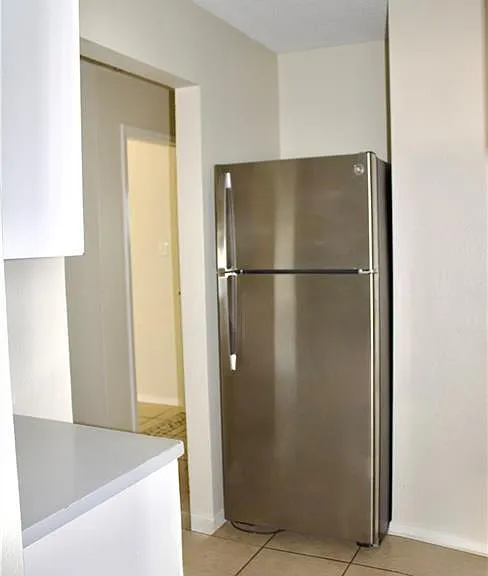 2125 Kerria Ave #10 — Photo 6