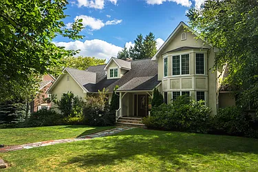 4530 Waldo Avenue in Fieldston