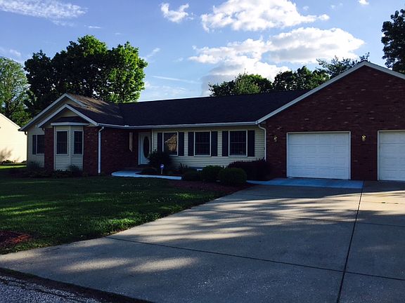 2nd image of 2567 E Appaloosa Dr